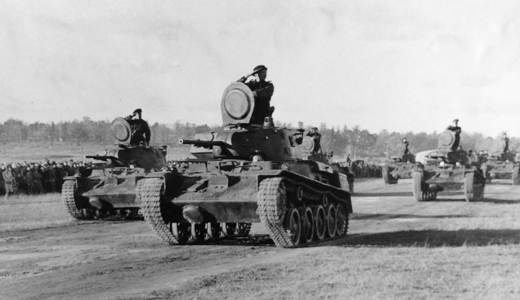 Strv m/40L, parad på Gärdet, oktober 1942