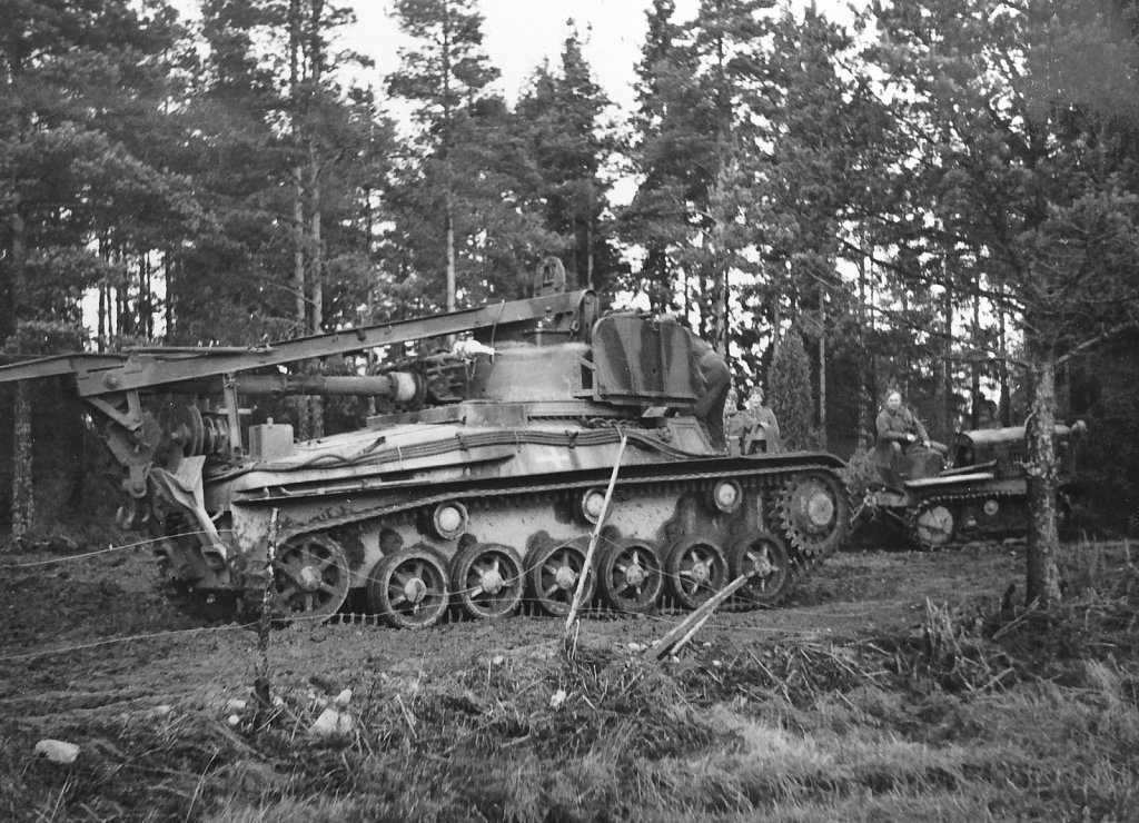 Bärgningsbandvagn m/42 ur P2, Småland, november 1944