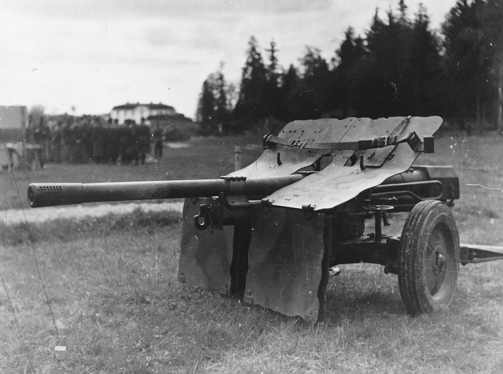 57 mm pvkan m/43, Rosersberg, 1945
